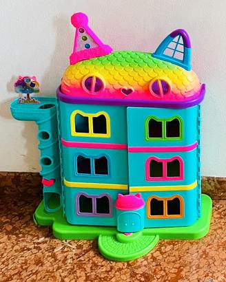 Casa delle Bambole di Gabby  a tema "Festa"