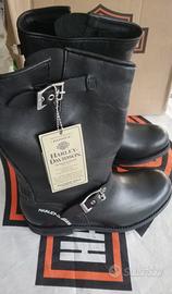 Harley-Davidson Stivali NUOVI. MAI usati.
N. 40/41