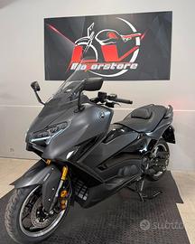 Yamaha T Max 560 TECH MAX Crystal Graphite