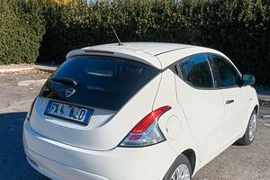 Lancia Ypsilon 1.2 GPL