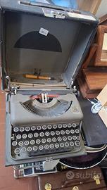 Macchina atinca da scrivere Vintage Royal
