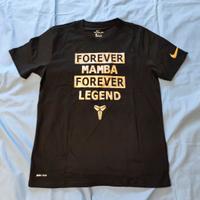 T-shirt basket di vario genere