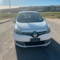 Renault Scenic XMod 1.5 dCi 110CV 7 POSTI