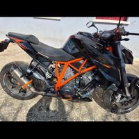 Scarico e collettori akrapovic