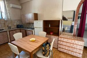 Policlinico monolocale arredato no residenza