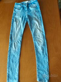 Jeans strappato Trafaluc Zara