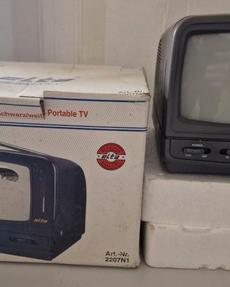 tv portatile vintage elta con presa di corrente 22
