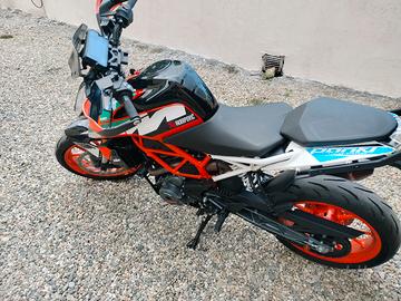 KTM Duke 390
