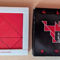 Gioco Tangram con tessere in legno