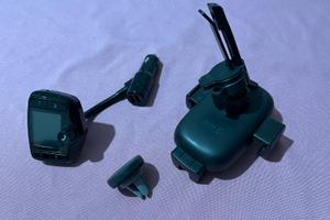 Portacellulare e trasmettitore Bluetooth-FM