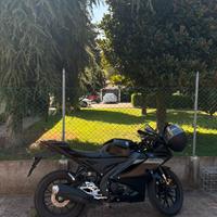Yamaha yzf r125