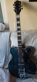Chitarra semiacustica Gretsch con ampli a batteria