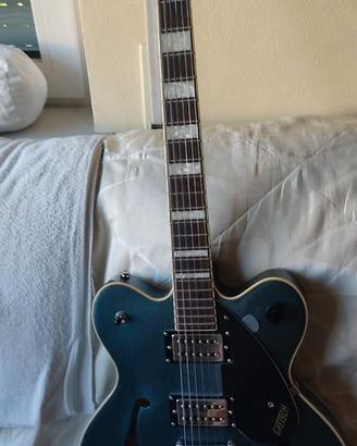 Chitarra semiacustica Gretsch con ampli a batteria
