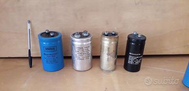 4 condensatori elettrolitici Lotto1