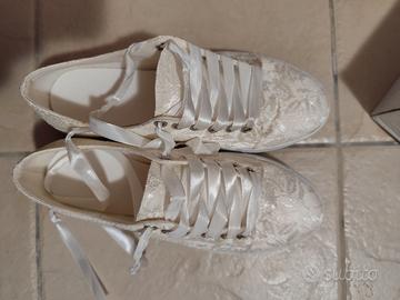 Scarpe da donna per tutti i giorni o per matrimoni