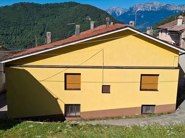 Casa con terreni