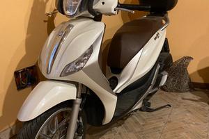 Piaggio medley 125