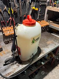 Pompa a spalla a batteria