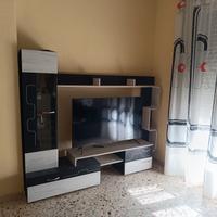 Parete attrezzata moderna + tavolino coordinato