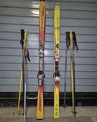 Sci alpini vintage completi con bastoncini e scarp