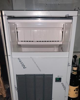 Macchina del ghiaccio