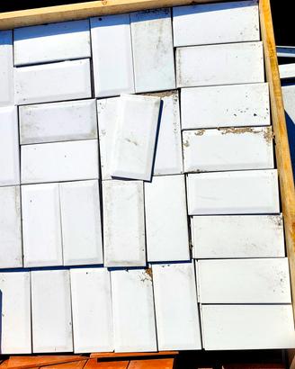 piastrelle ceramica (avanzi)