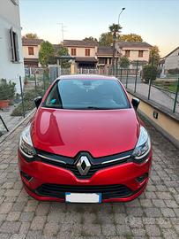 Renault Clio Moschino Intens 0.9 TCe 75cv