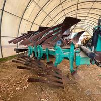 Aratro trivomere Pietro Moro con ali a stecche