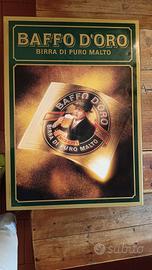 Decorazione da parete baffo d'oro anni 2000