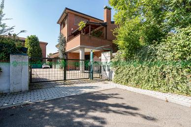 PORZIONE DI BIFAMILIARE A CASTELFRANCO EMILIA