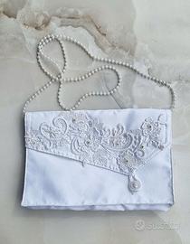 Lussuosa pochette da sposa in raso