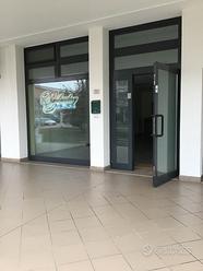 Ufficio negozio laboratorio