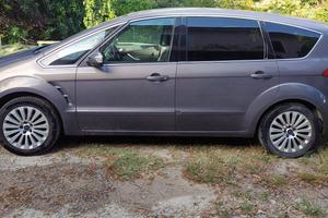 Ford S Max Titanium