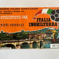 Biglietto partita ITALIA - INGHILTERRA giugno 1972