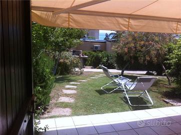 Costa Rei, trivano con giardino e posto auto