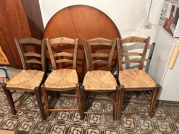 Sedie rustiche fatte a mano