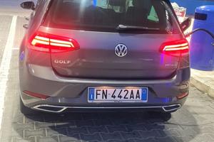 autovettura golf metano