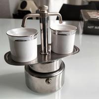 caffettiera inox con tazzine