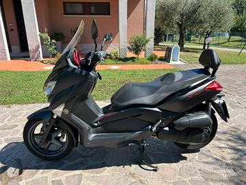 X-Max 250 Sport edition