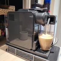 Macchina caffè e cappuccino, Lattissima Touch