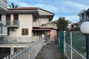 IMMOBILIARE GROUP- Mascali 2Vani