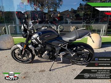 TRIUMPH TRIDENT 660