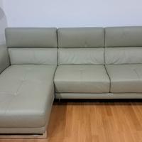 Divano a tre posti Natuzzi verde