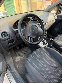 Auto opel corsa 1,3