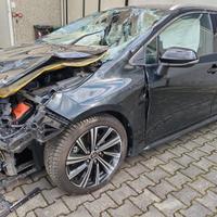 2022 Toyota COROLLA SPORT TOURING 2.0 INCIDENTATA