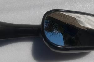 Specchio sinistro Honda CBR 600 F.