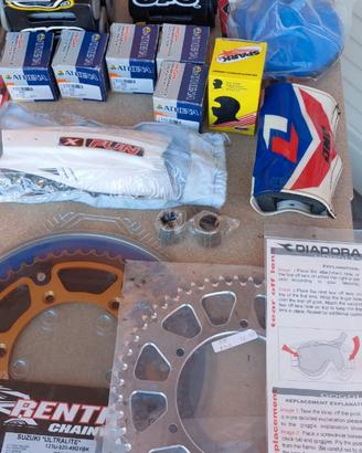 ricambi motocross Honda Suzuki Yamaha etc.