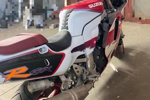 Suzuki 750 GSX R  anno 90/94