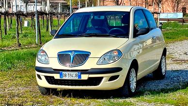 Lancia Ypsilon 1.2 benzina 