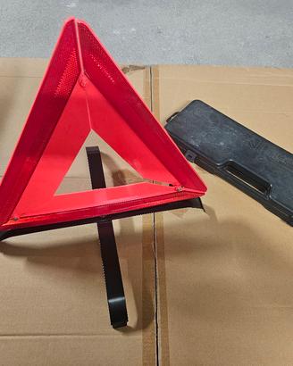 triangolo emergenza stradale